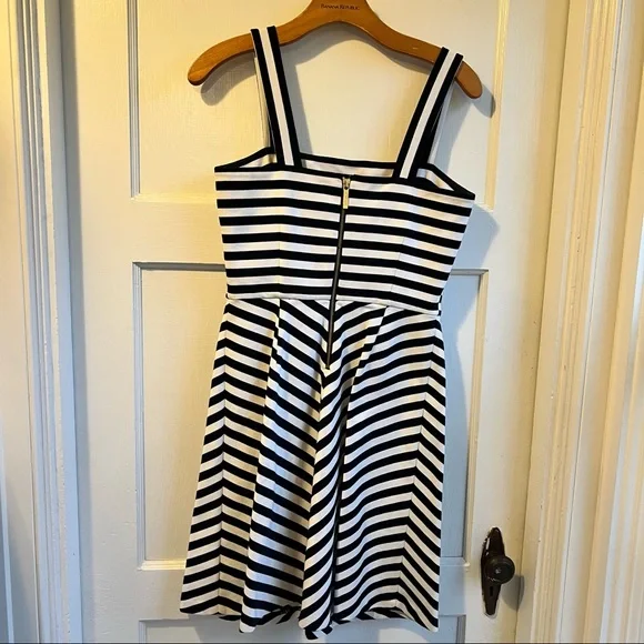 Price reduced: Michael Kors navy blue and white striped dress - Picture 4 of 5